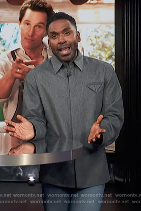 Justin's gray long sleeve shirt on E! News
