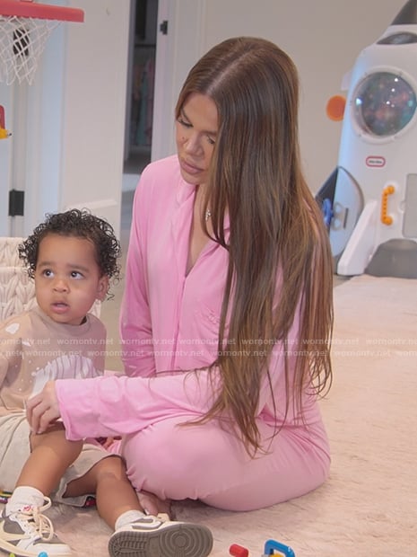 Khloe's pink pajamas on The Kardashians