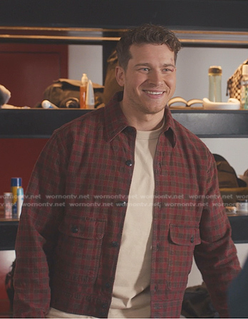 Buck's red plaid jacket on 9-1-1