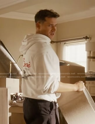 Buck's white print hoodie on 9-1-1