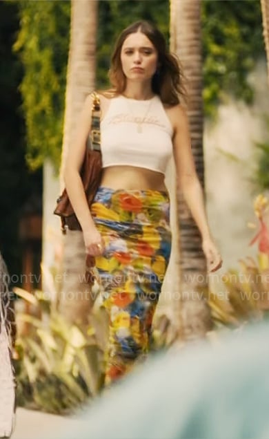 Chelsea's cropped Blondie tank top and bird print skirt on The White Lotus