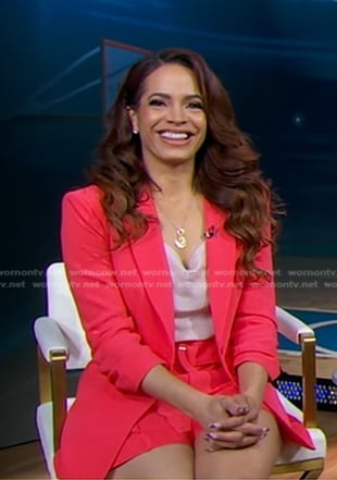 Elle Duncan's pink blazer and belted shorts on Good Morning America