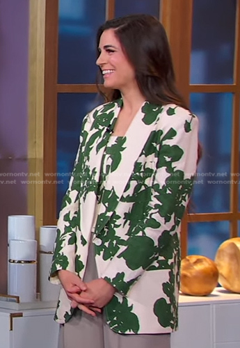 Erica Wark's green and white top and blazer on Good Morning America