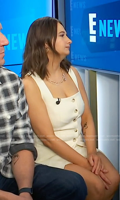 Gypsy-Rose Blanchard's white square neck top and skirt on E! News