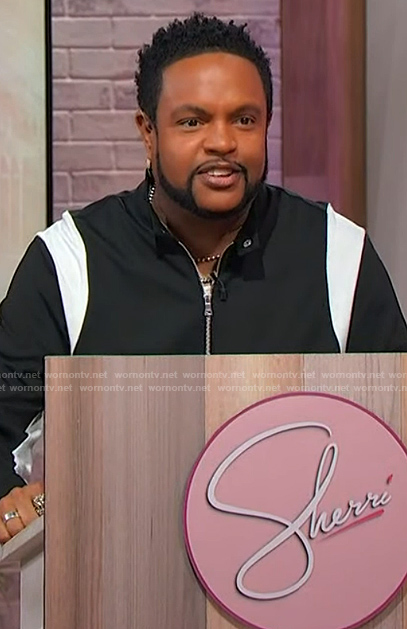 Jawn's black contrasting jacket on Sherri