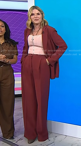 Jenna's red blazer and wide leg pants on Today