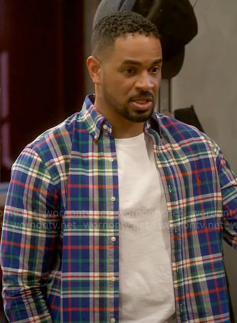 Junior's blue plaid shirt on Poppas House