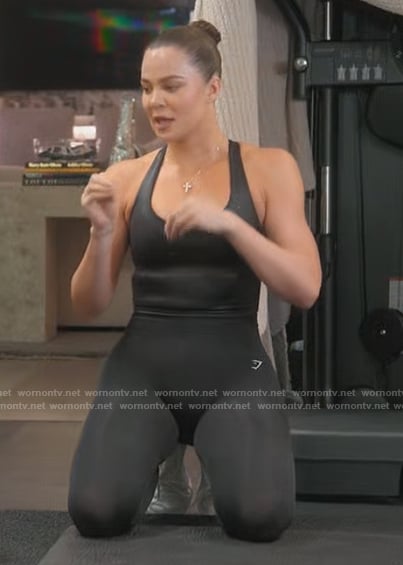 Khloe's black leggings on The Kardashians