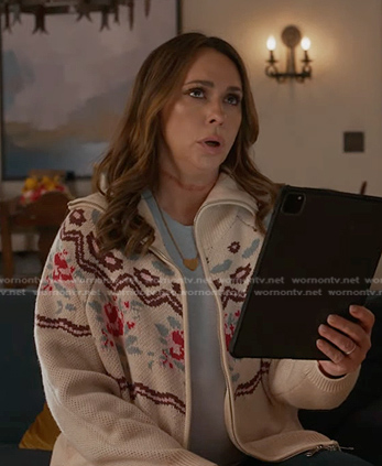 Maddie's beige floral knit jacket on 9-1-1