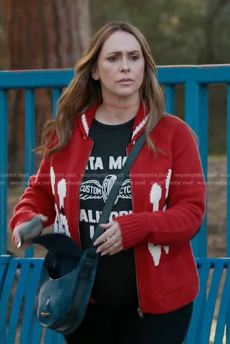 Maddie's black print tee and red knit zip jacket on 9-1-1