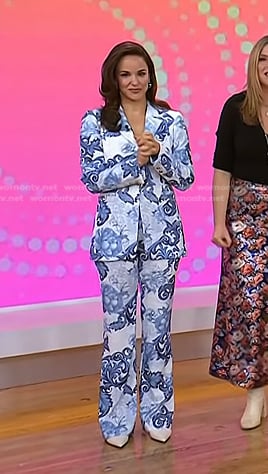 Melissa Fumero's blue print blazer and pant suit on Today