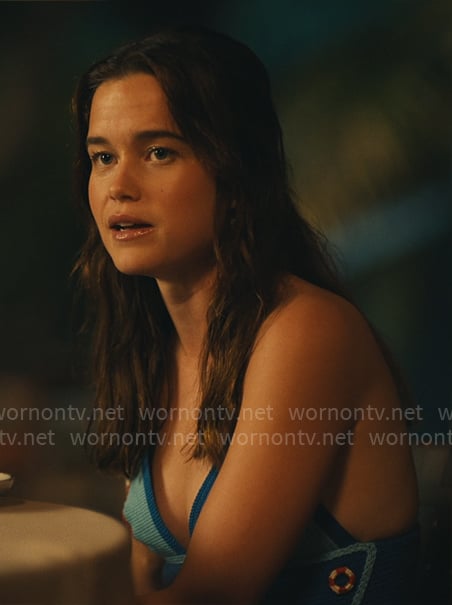 Piper's blue crochet top on The White Lotus