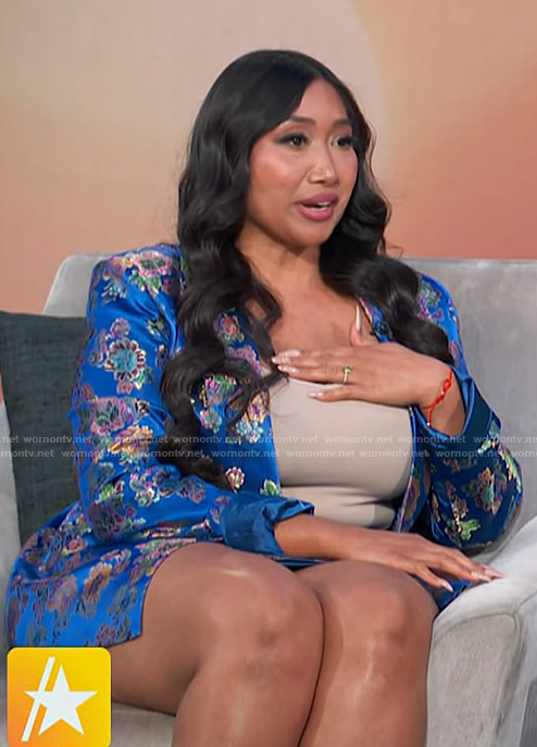 Rosslyn's blue floral metallic blazer and short set on Access Hollywood