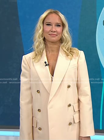 Anna Camp's beige blazer and pants on Today
