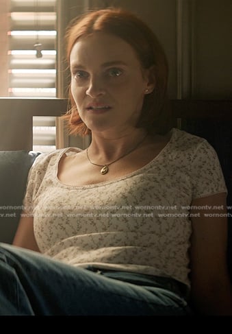 Bronte's white floral print crop top on You