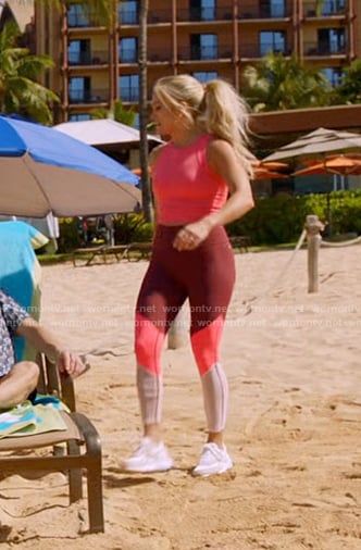 Carrie's pink colorblock leggings on American Idol