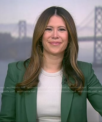 Deirdre's green blazer on NBC News Daily