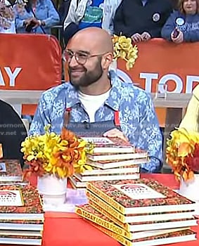 Edy Massih's blue floral shirt jacket on Today
