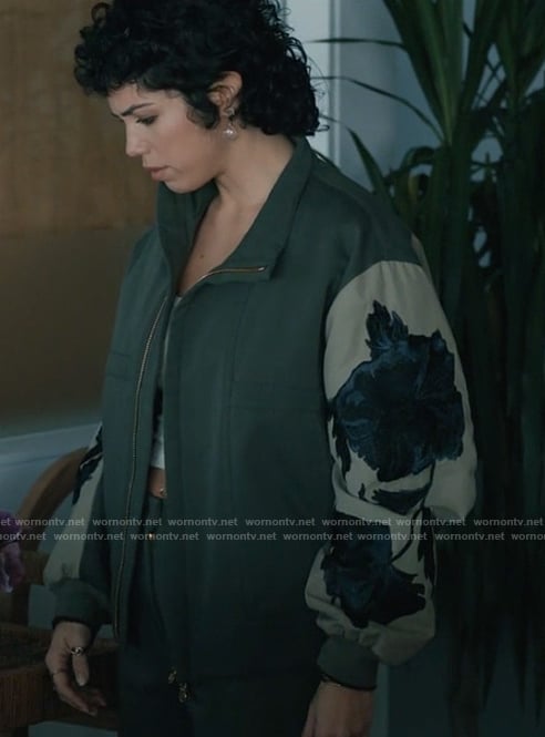 Floral print jacket and pants on Elsbeth