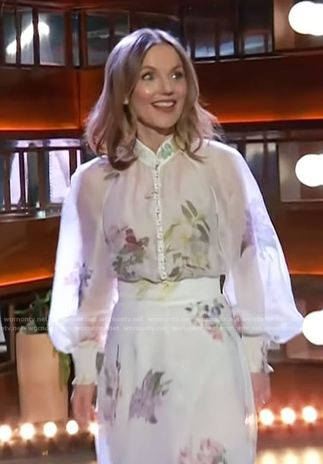 Geri's floral print blouse and skirt on The Kelly Clarkson Show