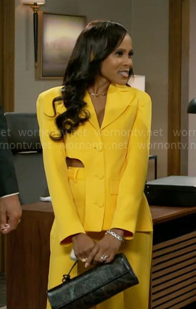 Hayley's yellow cut out blazer on Beyond the Gates