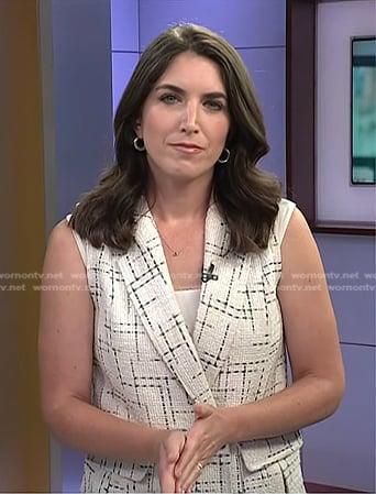 Liz's white tweed vest on Today