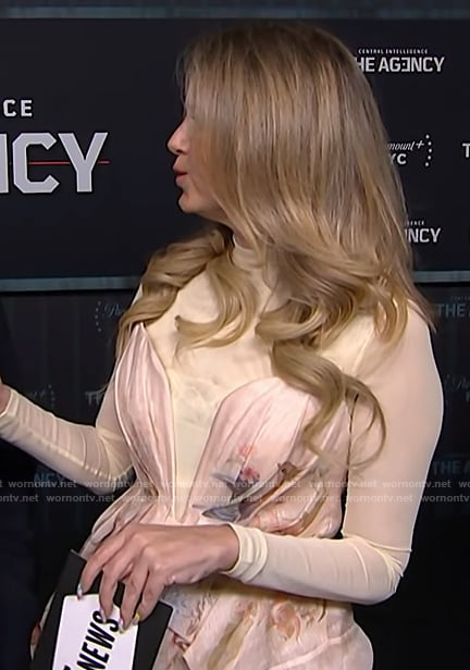 Nikki Novak's pink floral print ruffle dress on E! News