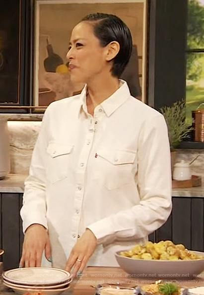Pilar Valdes's white denim shirt on The Drew Barrymore Show