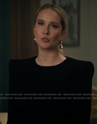 Reagan's gold earrings on You