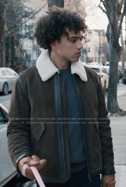 Roy's brown suede jacket on Elsbeth