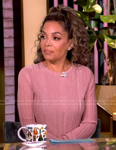 Sunny's pink metallic ribbed sweater and skirt on The View