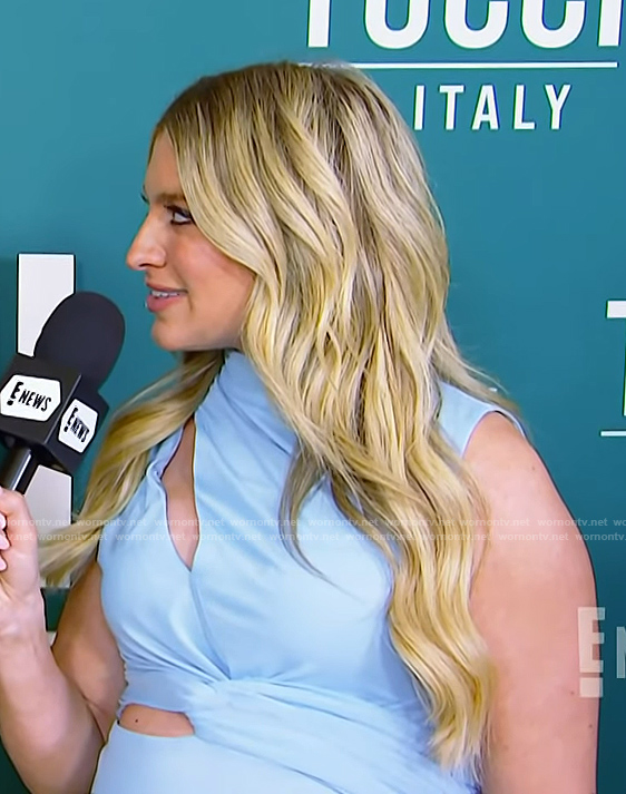 Ashley's blue cutout dress on E! News