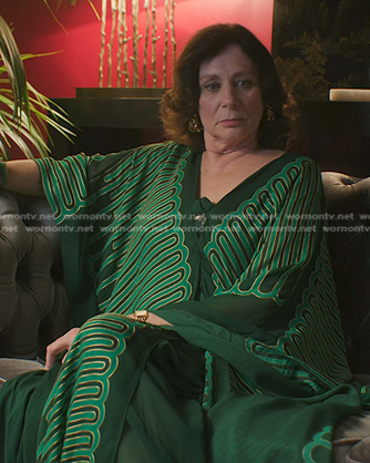 Clea's green print kaftan on Etoile