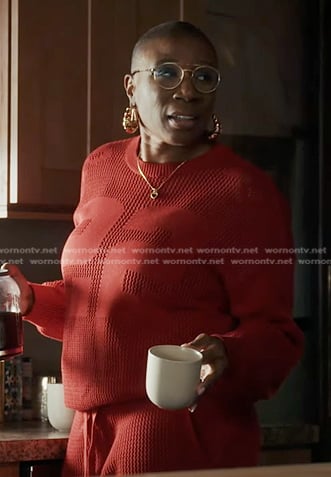 Hen's red knit sweater on 9-1-1