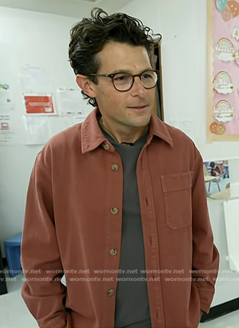 Jacob Soboroff's pink shirt on Today