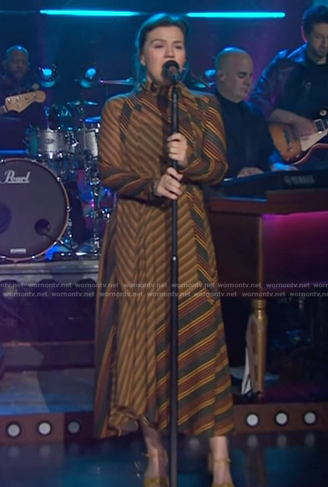 Kelly's striped tie neck dress on The Kelly Clarkson Show