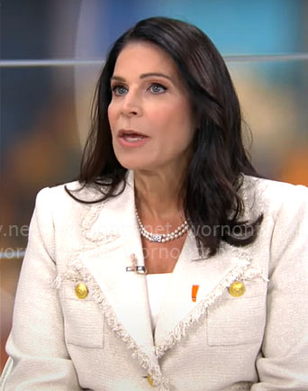 Lisa Seigies' tweed jacket on CBS Mornings