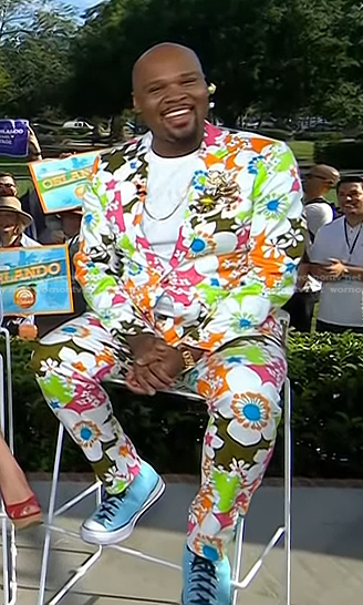 Michael James Scott's floral suit on Today