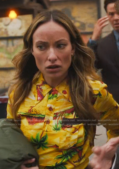 Olivia's Hawaiian printed shirt on The Studio