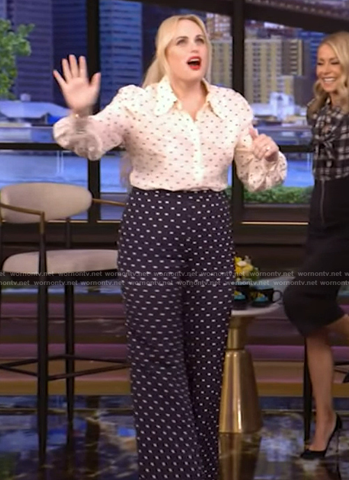Rebel Wilson's contrast polka dot print top and pants on Live with Kelly and Mark