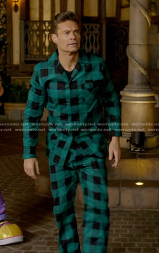 Ryan Seacrest's green plaid pajamas on American Idol