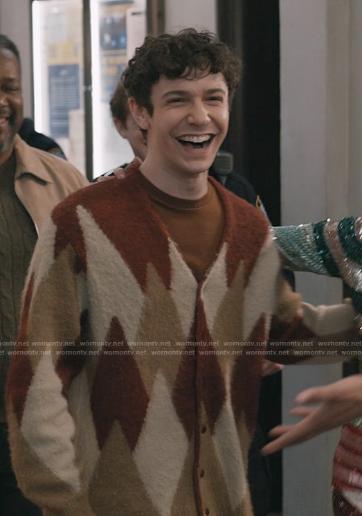 Teddy's argyle print cardigan on Elsbeth