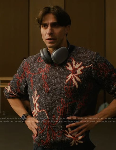 Tobias's gray floral sweater on Etoile