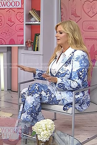 Trisha Yearwood's blue print blazer and pant suit on Today