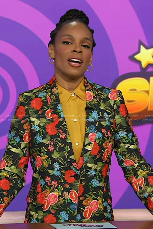 Amber Ruffin's black floral print blazer on The Kelly Clarkson Show