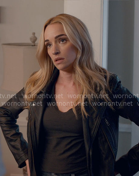 Georgia's black t-shirt and leather jacket on Ginny & Georgia