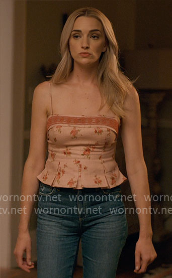 Georgia's pink floral peplum top on Ginny & Georgia