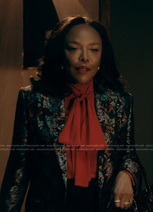 Alicia's floral jacquard blazer on The Chi