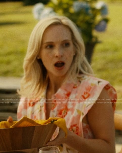 Bess's rose print shirtdress on We Were Liars