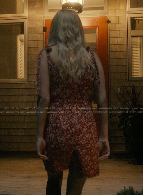 Cadence's red floral print mini dress on We Were Liars